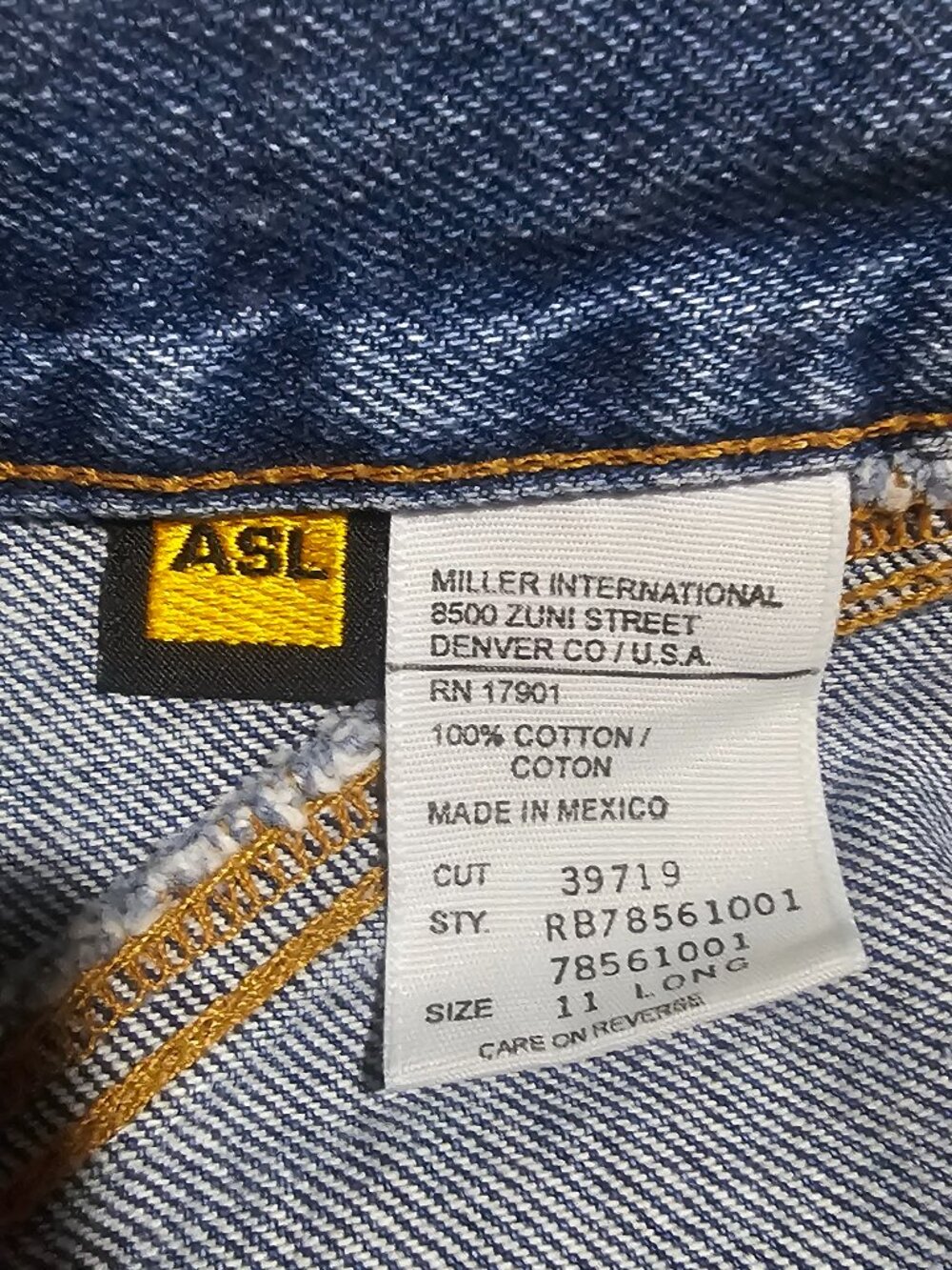 Vintage Rocky Mountain Jeans